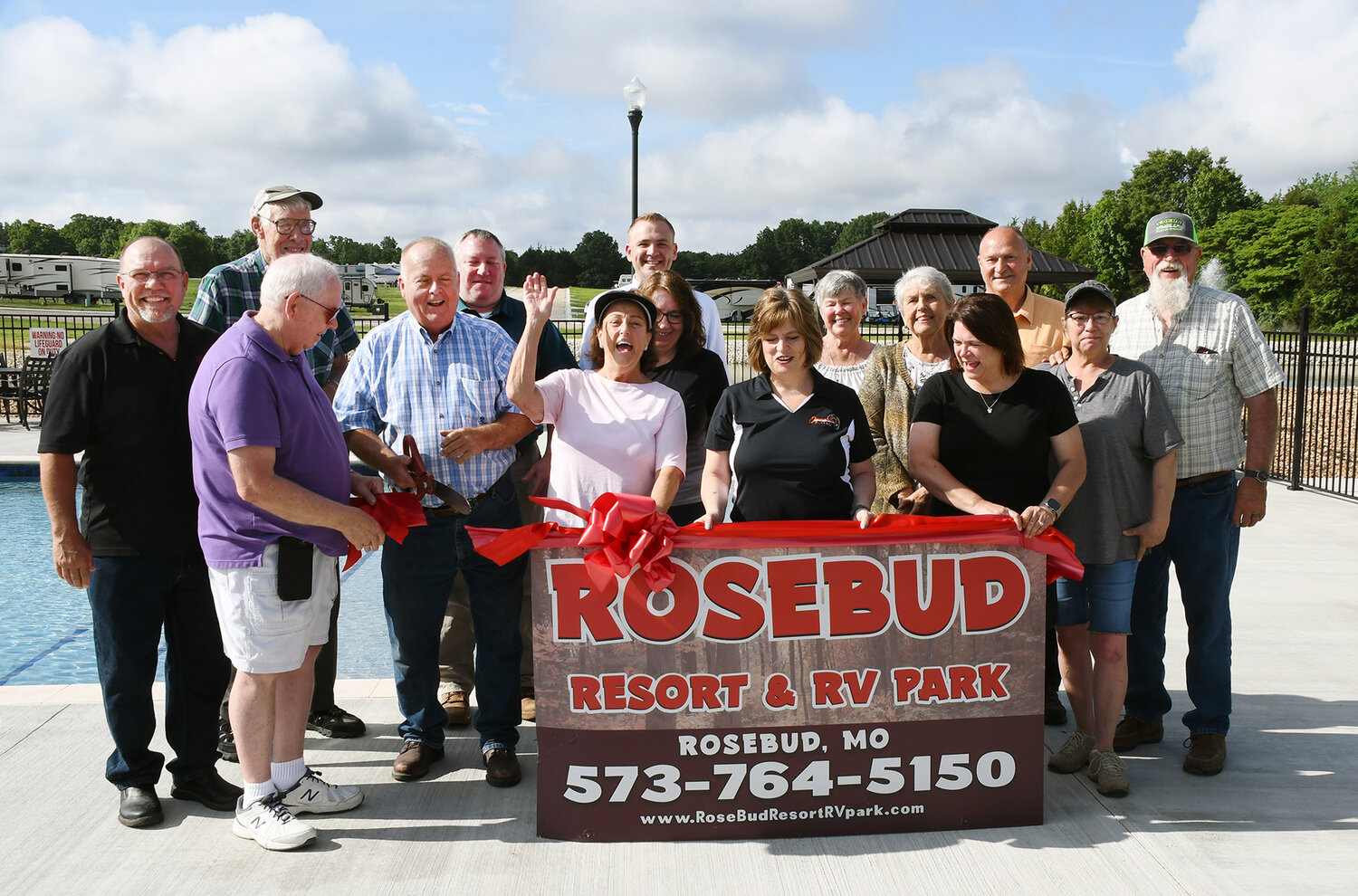 Reinhold cuts double ribbon for Rosebud Resort and RV Park The